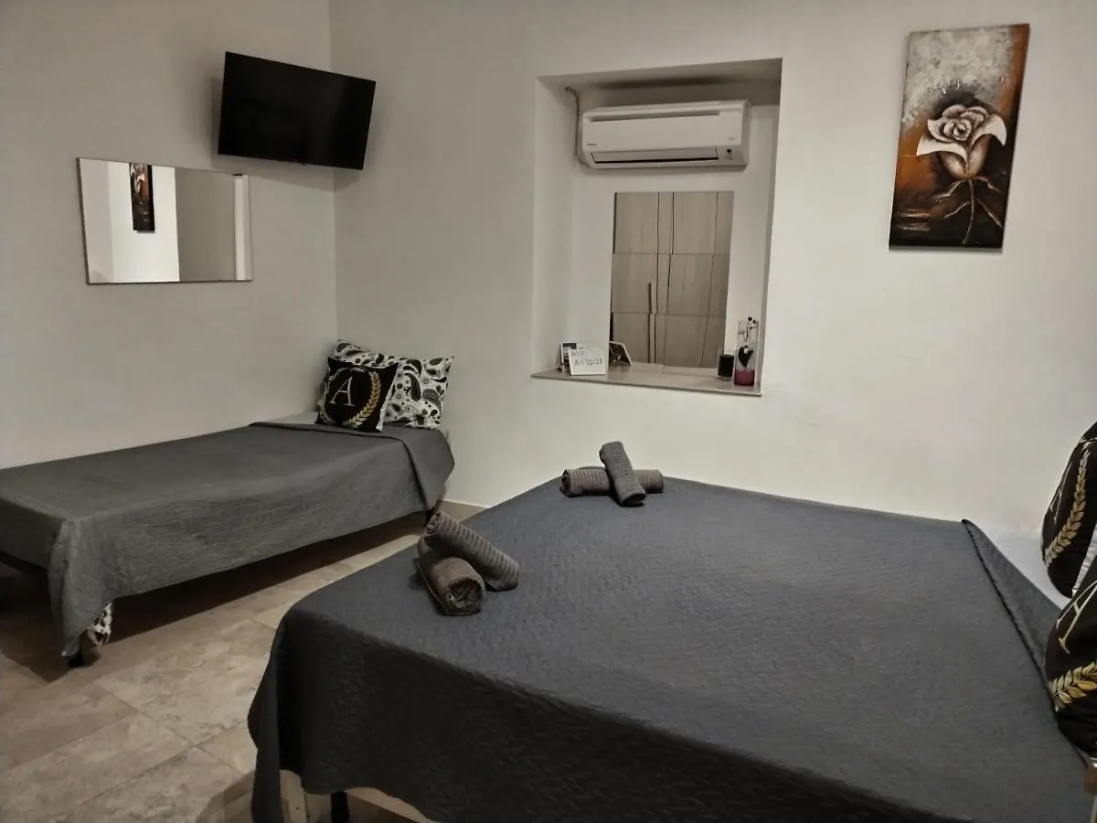 ** Bed & Breakfast Alessi Suites & Studio Mazzarino Italy